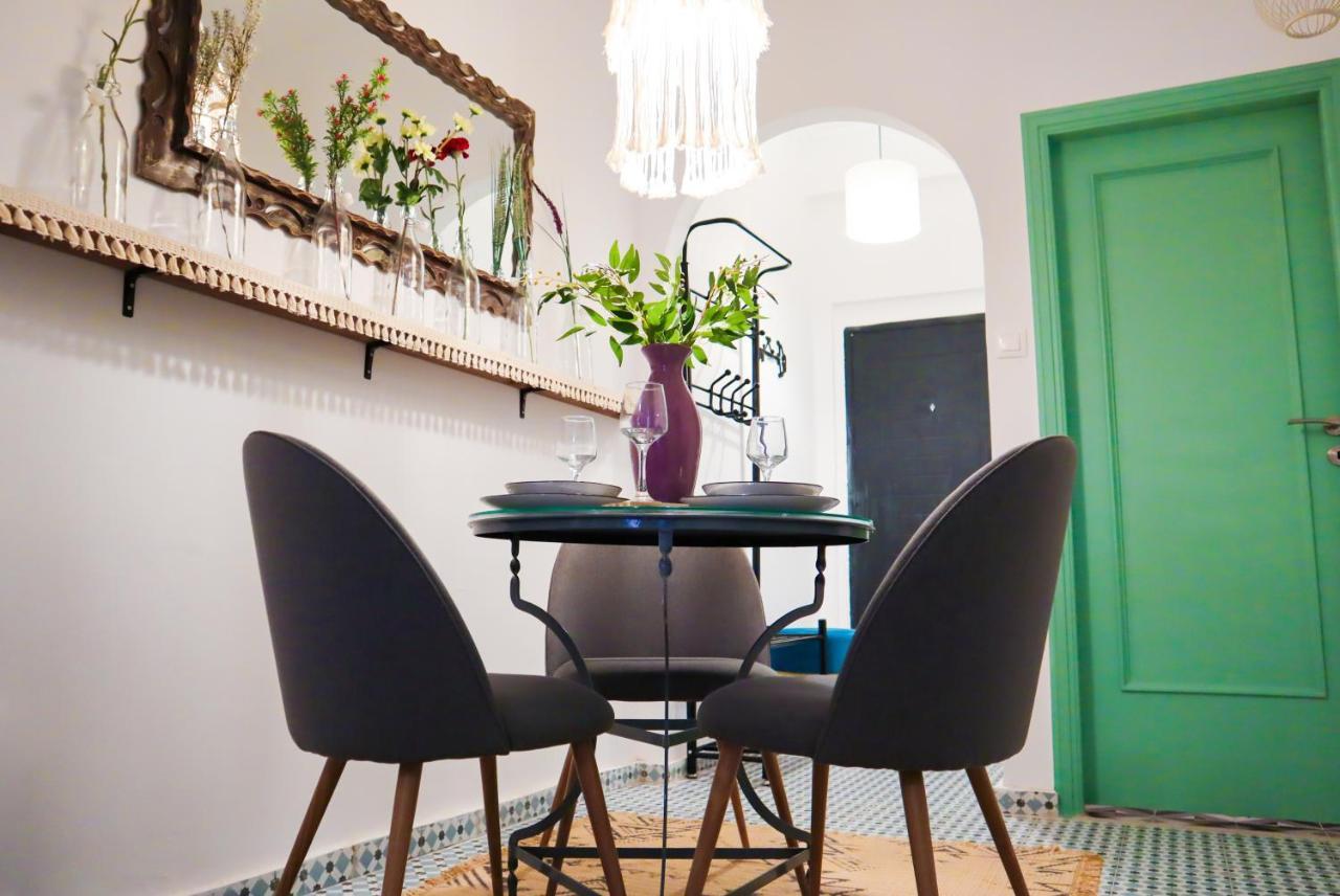 Viva La Victoria In Apartment Athens
